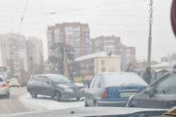 В Харькове опасная погода: происходит много аварий по городу