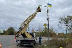 В одном из городов Харьковской области восстанавливают уличное освещение