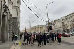 Протест проти підвищення тарифів: Люди вийшли під Харківську міськраду