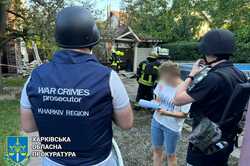 В прокуратуре показали первые фото последствий обстрела Харькова
