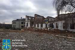 Прокуроры показали последствия обстрелов в Харьковской области (ФОТО)