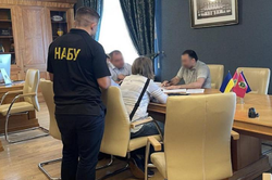 НАБУ оголосило підозру голові Харківської облради Артуру Товмасяну