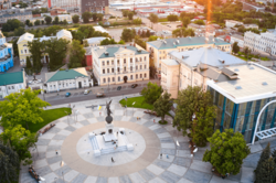 Допоміг перехожому і втратив майно: що сталося в одному з районів Харкова