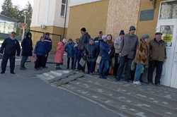 В Харькове на базе школ можно получить бесплатное питание, лекарства и средства гигиены