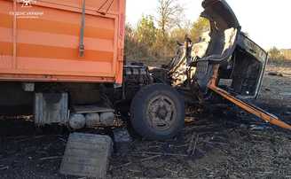 У Харківській області на міні підірвалась вантажівка: є поранений